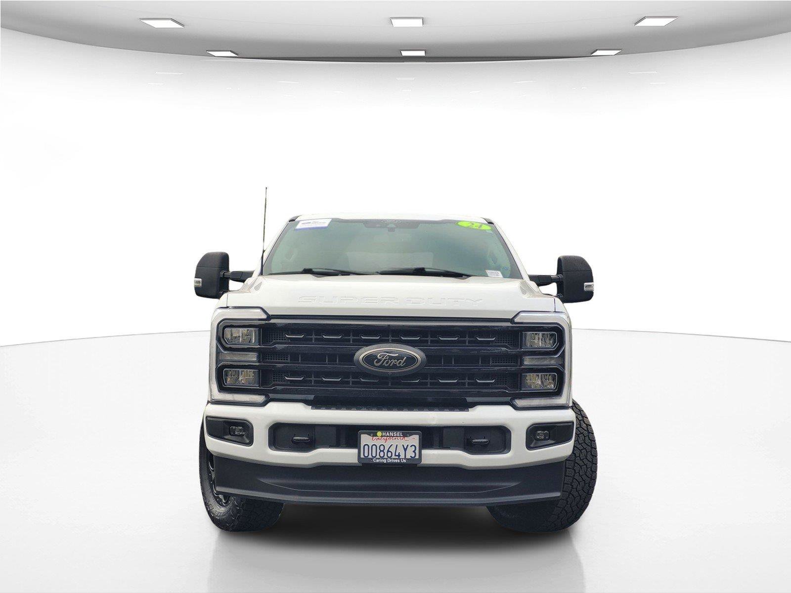 Used 2024 Ford F250 XLT w/ Black Appearance Package AWD/4WD image 4