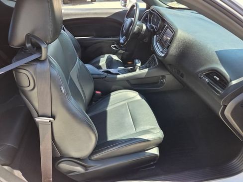 Used 2019 Dodge Challenger SXT w/ Plus Package RWD image 15