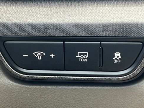 New 2026 Kia Carnival EX FWD image 30