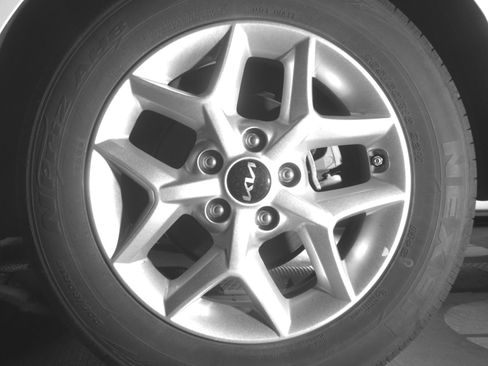 Used 2025 Kia Soul LX w/ LX Technology Package FWD image 11