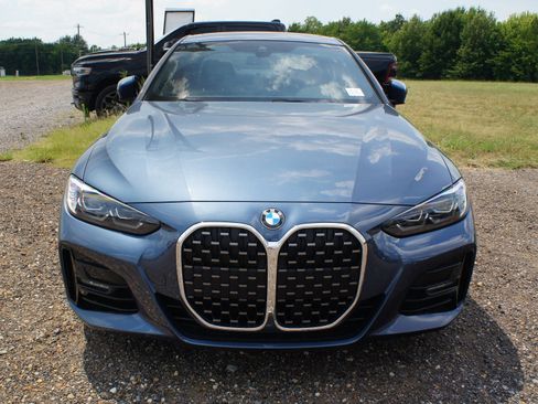Used 2022 BMW 430i xDrive Coupe w/ M Sport Package AWD/4WD image 2