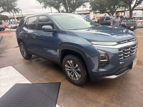 Used 2026 Chevrolet Equinox LT FWD image 1