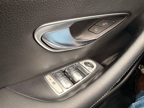 Used 2021 Mercedes-Benz E 450 4MATIC All-Terrain Wagon image 27