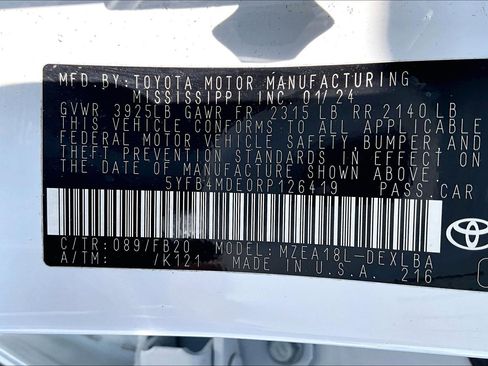 Used 2024 Toyota Corolla LE image 29