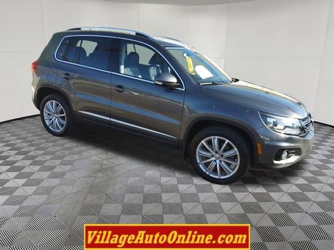 Used 2016 Volkswagen Tiguan SE image 5