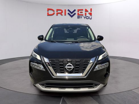 Used 2023 Nissan Rogue SV FWD image 9