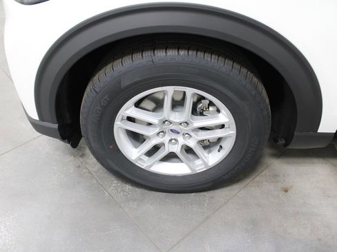 New 2026 Ford Explorer Active w/ Active Comfort Package image 56