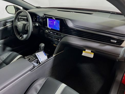 New 2026 Toyota Camry Hybrid AWD/4WD image 23