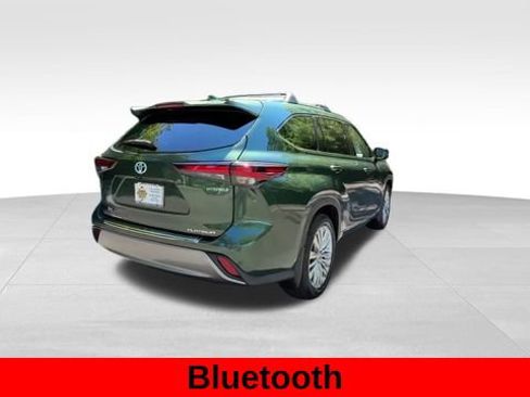 Used 2024 Toyota Highlander Platinum AWD/4WD image 8