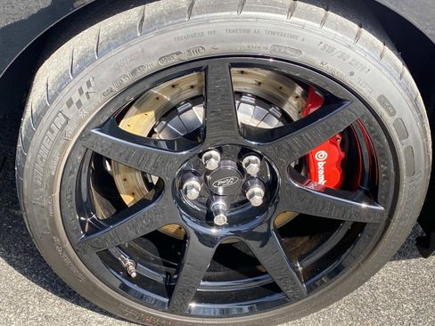 Used 2016 Ford Mustang Shelby GT350R w/ GT350R Equipment Group 920A image 30