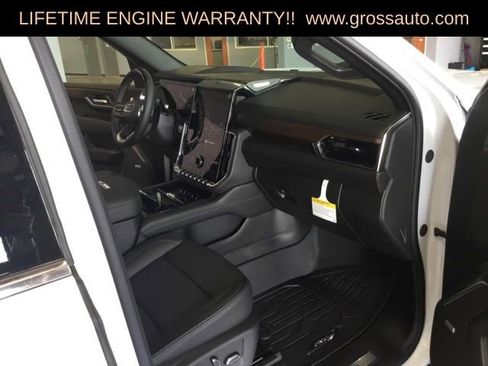 New 2026 GMC Yukon XL Denali w/ Denali Reserve Package AWD/4WD image 36