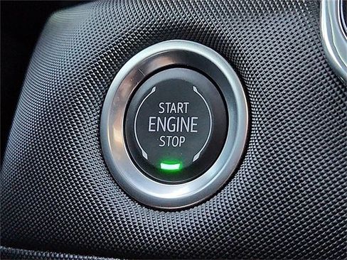 Certified 2025 Chevrolet Colorado Z71 w/ Z71 Convenience Package 2 image 18