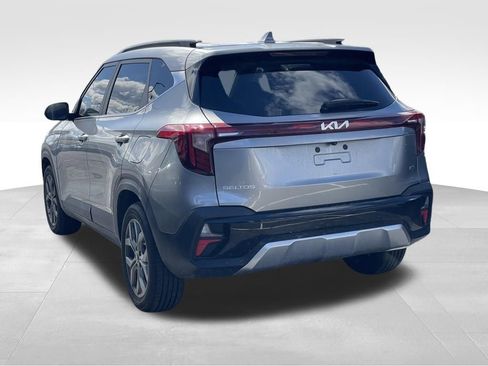 Used 2024 Kia Seltos S AWD/4WD image 5