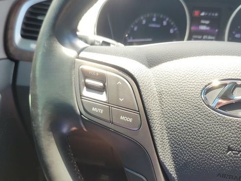 Used 2018 Hyundai Santa Fe Sport FWD image 21
