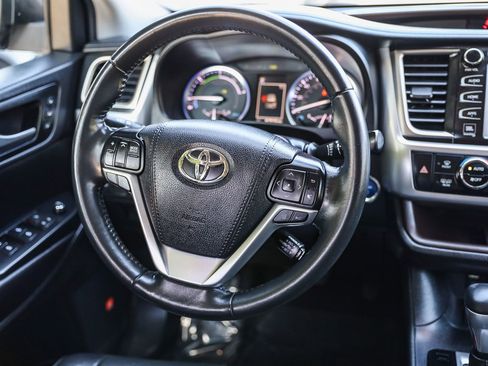 Certified 2019 Toyota Highlander Limited image 15