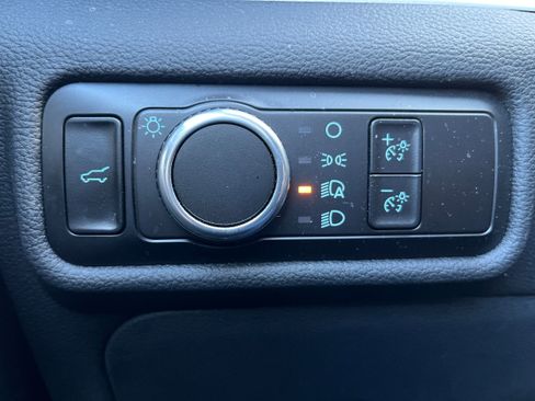 Certified 2023 Ford Explorer XLT w/ Class IV Trailer Tow Package image 22