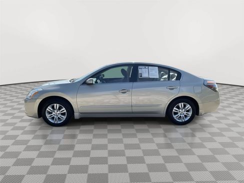 Used 2010 Nissan Altima 2.5 SL w/ SL Pkg FWD image 12