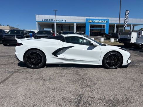 Used 2024 Chevrolet Corvette Stingray w/ Z51 Performance Package image 2