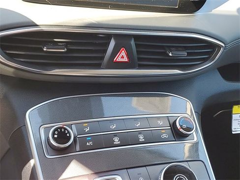 Used 2021 Hyundai Santa Fe SE image 20