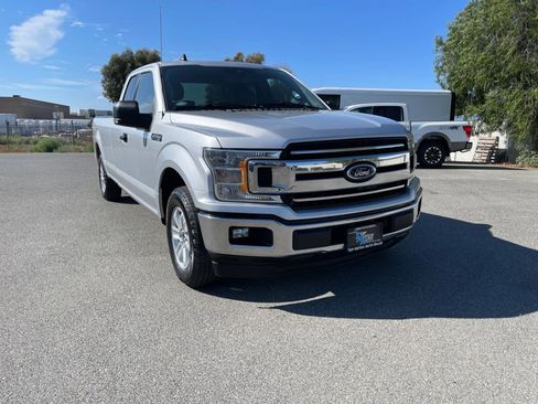 Used 2019 Ford F150 XLT w/ Equipment Group 301A Mid RWD image 3