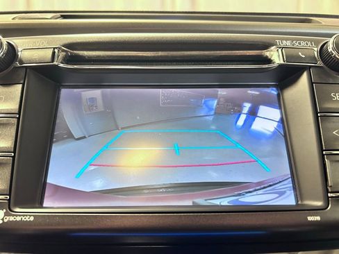 Used 2015 Toyota RAV4 Limited image 16