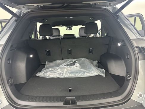 New 2026 Chevrolet Equinox LT w/ Convenience Package II image 23