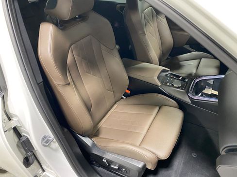 Used 2025 BMW X3 xDrive30i w/ Convenience Package image 19