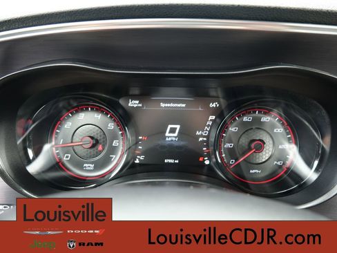 Used 2017 Dodge Charger SXT w/ AWD Plus Group image 6