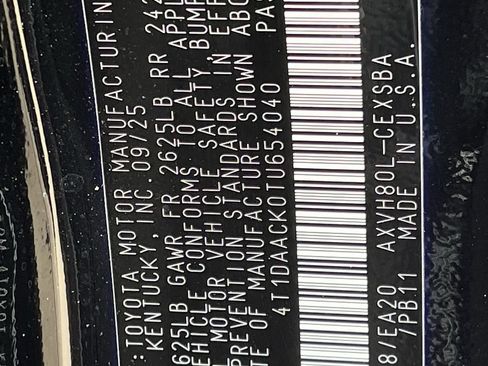 Used 2026 Toyota Camry SE FWD image 28