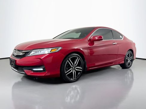 Used 2017 Honda Accord Touring image 42