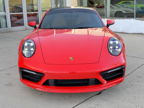 Used 2022 Porsche 911 Carrera image 2