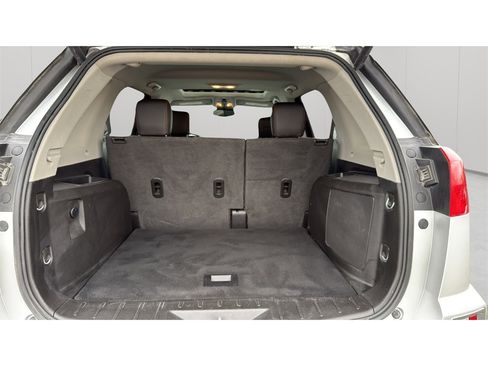 Used 2017 GMC Terrain SLT w/ Open Road Package image 18