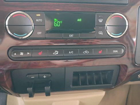 Used 2009 Ford F250 Lariat AWD/4WD image 15
