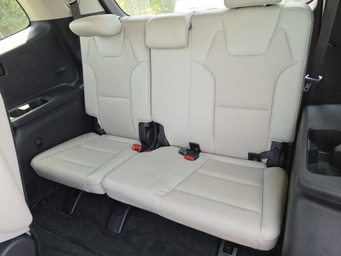 Used 2022 Kia Telluride S AWD/4WD image 17