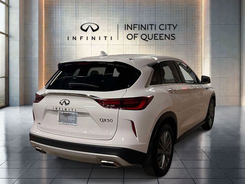 Used 2023 INFINITI QX50 Pure AWD/4WD image 6