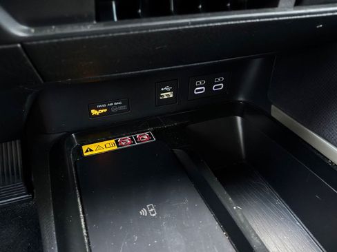Used 2025 Toyota Camry LE FWD image 24