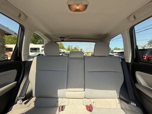 Used 2017 Subaru Forester 2.5i Premium w/ All-Weather Package AWD/4WD image 37