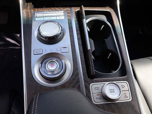 Used 2024 Genesis GV80 2.5T image 57