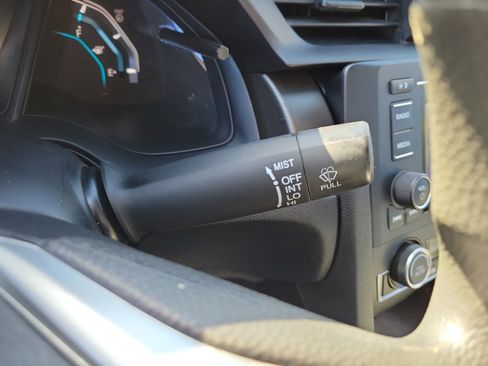 Certified 2019 Honda Civic LX image 27