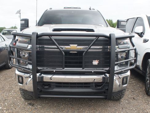 Used 2025 Chevrolet Silverado 2500 LT w/ All Star Edition AWD/4WD image 2