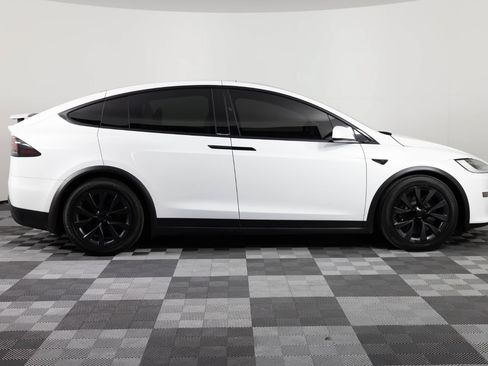 Used 2023 Tesla Model X AWD/4WD image 9