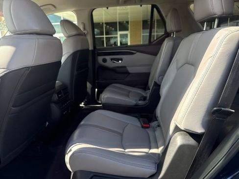 Used 2023 Honda Pilot EX-L image 19