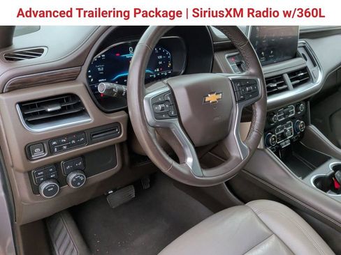 Used 2022 Chevrolet Tahoe LT w/ Luxury Package AWD/4WD image 17