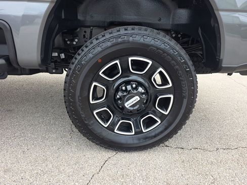 Used 2025 Ford F250 Platinum image 13