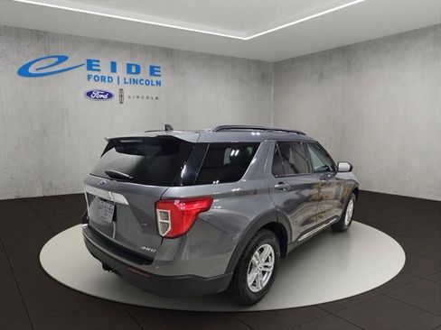 Used 2022 Ford Explorer XLT w/ Class IV Trailer Tow Package image 8