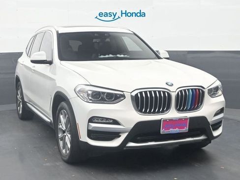 Used 2019 BMW X3 sDrive30i w/ Convenience Package RWD image 2