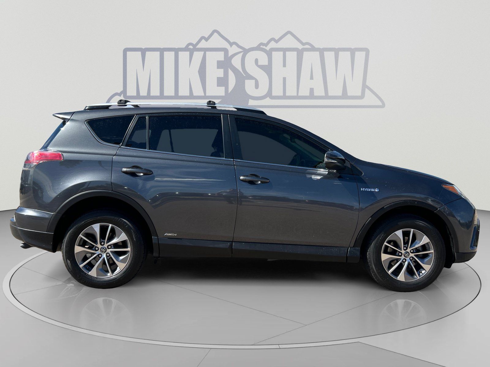 Used 2016 Toyota RAV4 XLE AWD/4WD image 6