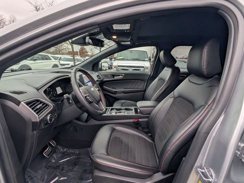 Certified 2024 Ford Edge ST-Line image 17