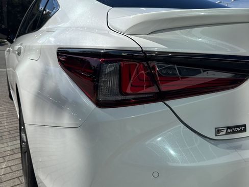 Used 2020 Lexus ES 350 F Sport image 14