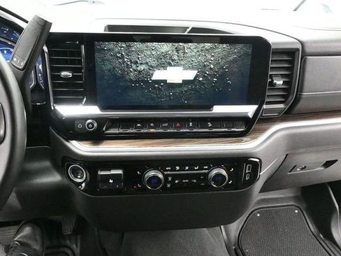 Used 2025 Chevrolet Silverado 1500 LT Trail Boss w/ Protection Package image 22